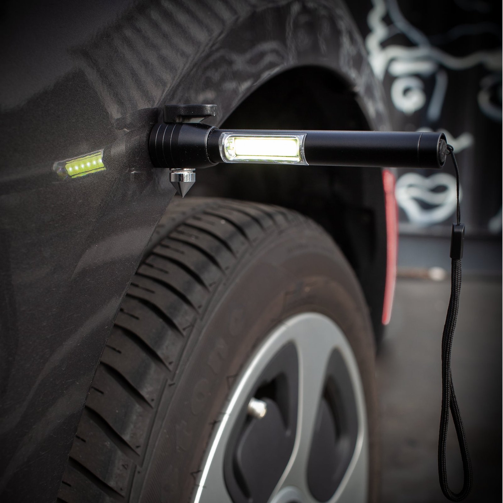 4 in 1 auto safety tool with cob flashlight – magnetic head, steel tip, and concealed blade 4 in 1 auto safety tool with cob flashlight – magnetic head, steel tip, and concealed blade